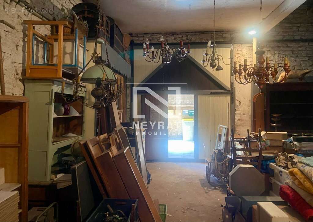 Pour Investisseur  ou particulier à Vendre Atelier - Entrepôt 115m² au cœur de DIJON - photo 3