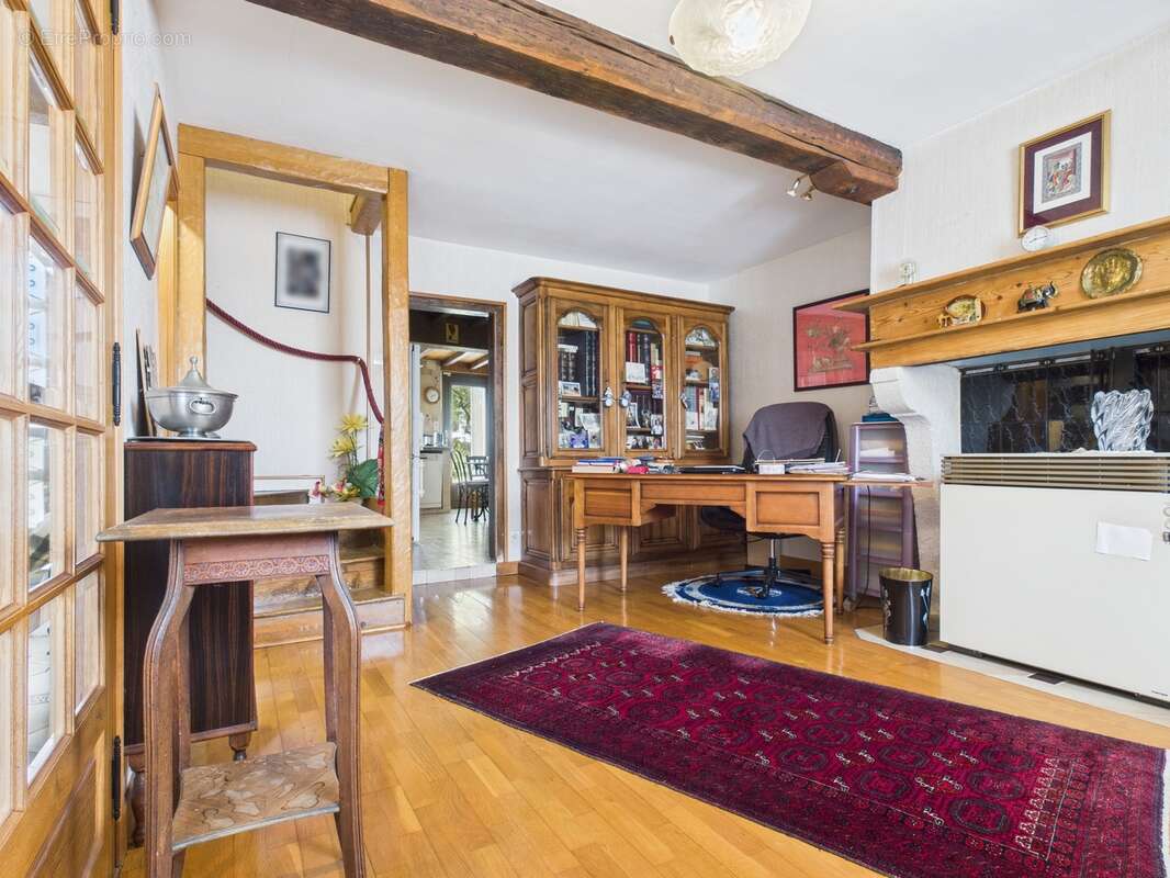 Maison à NOVY-CHEVRIERES