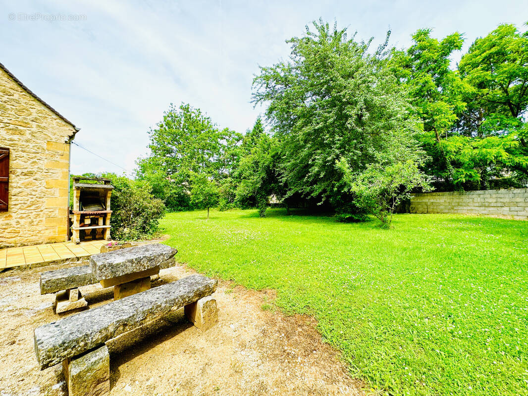 Maison à GOURDON