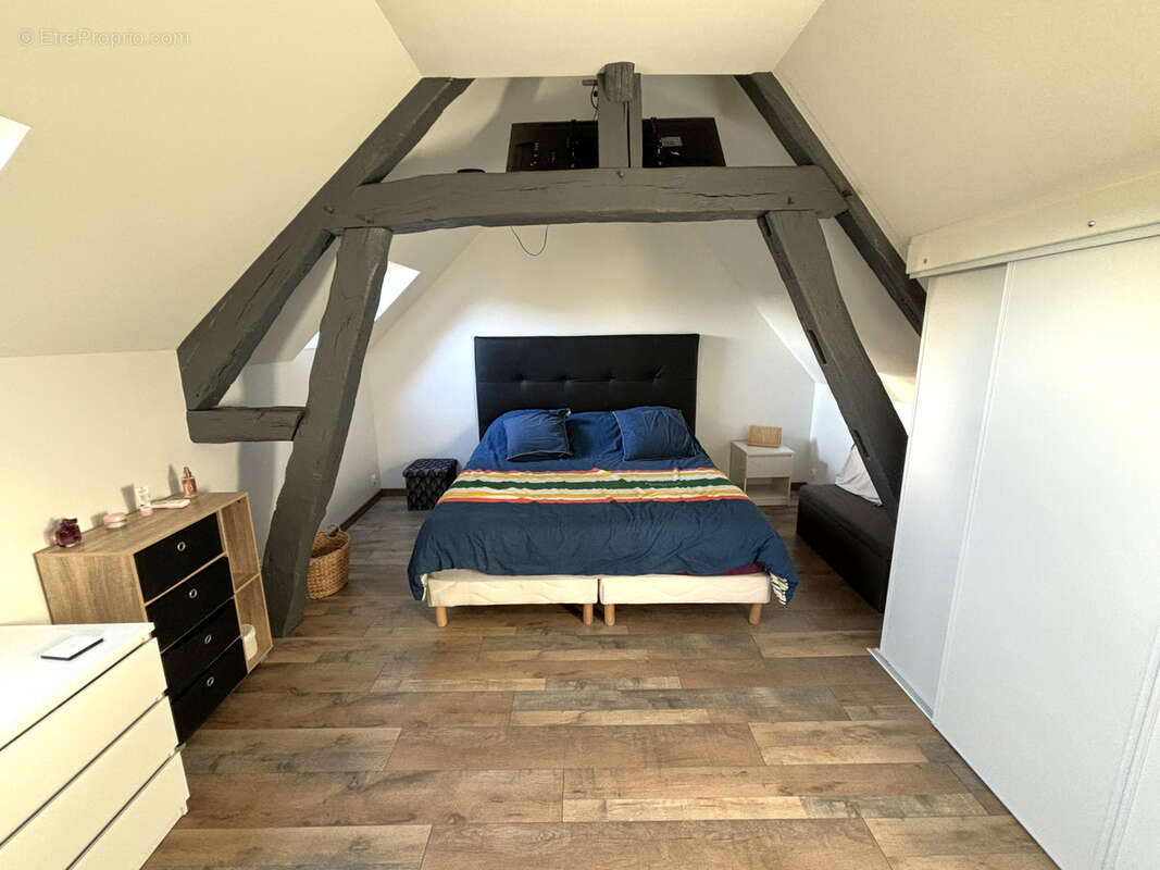 Maison à CHATEAUNEUF-EN-THYMERAIS