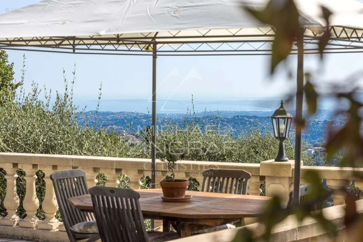 Proche Nice - Aspremont - Charmante propriété vue panoramique - photo 6