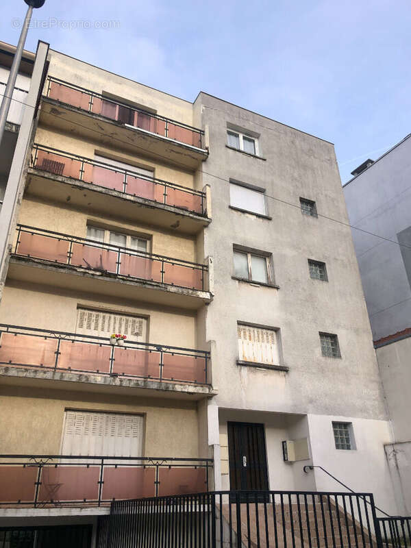 Noisy-le-sec  Grand 4 pièces 73 m² avec jouissance terasse - photo 9