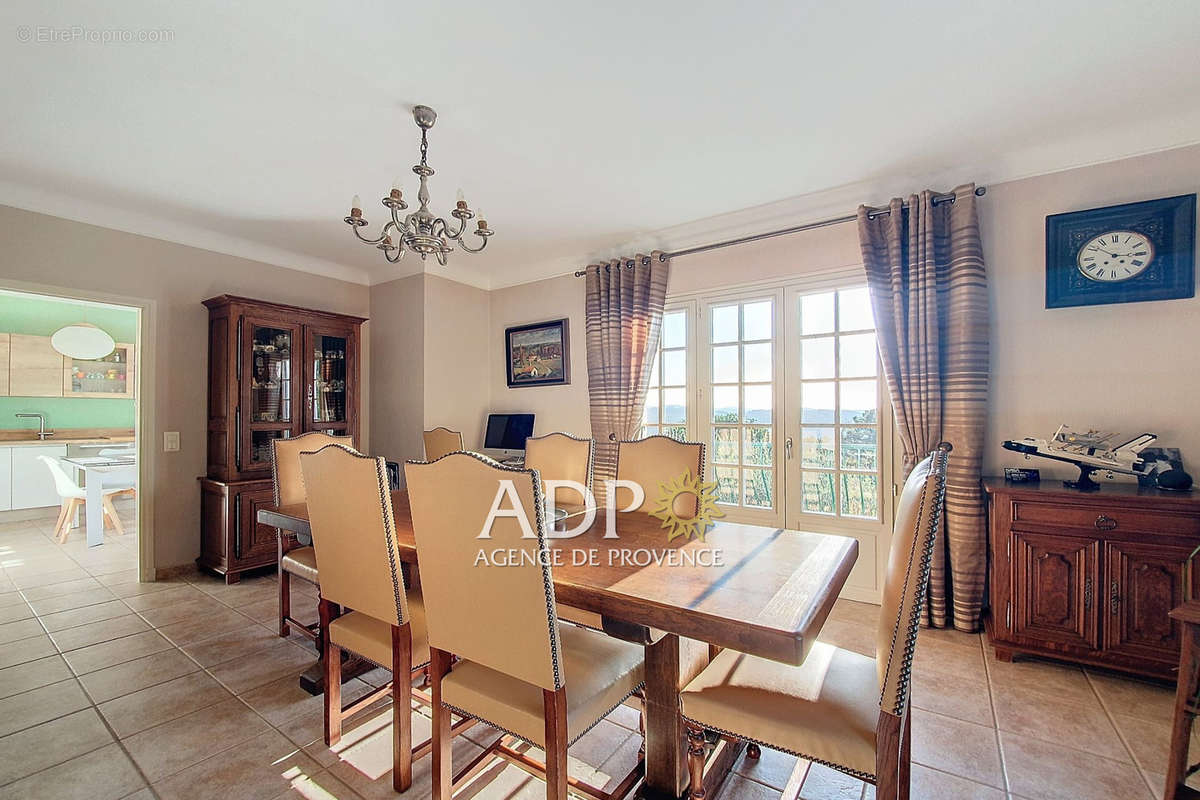 Maison à PEYMEINADE