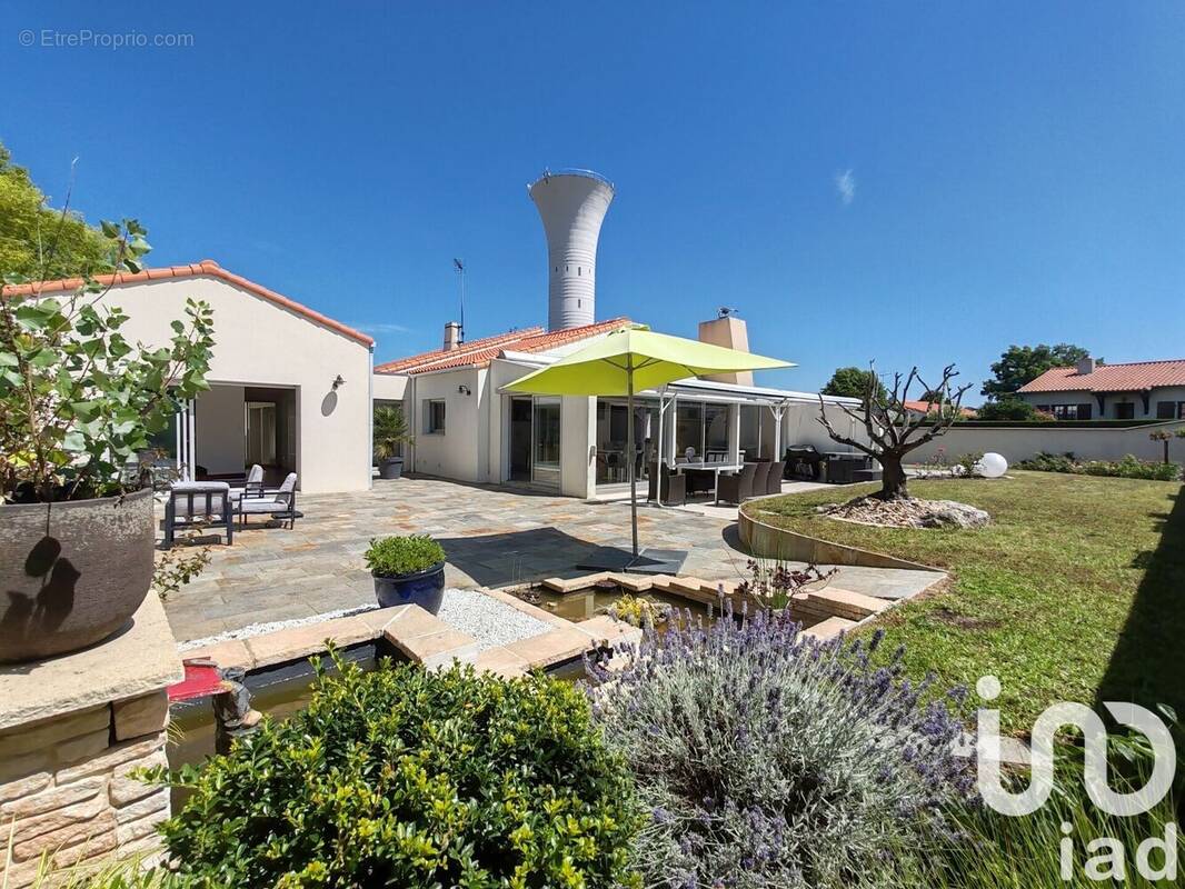Photo 1 - Maison à LE MAY-SUR-EVRE