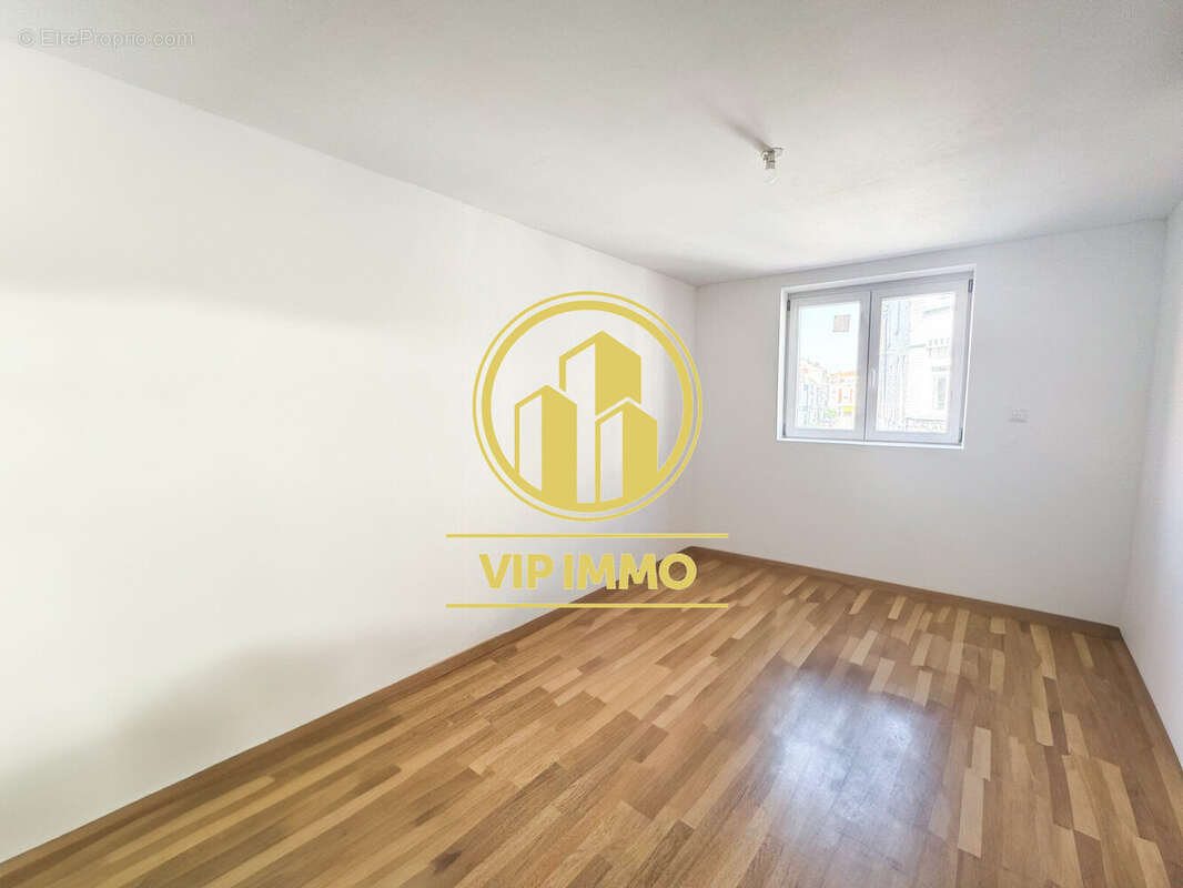 Appartement 76 m² à Lille  - photo 6
