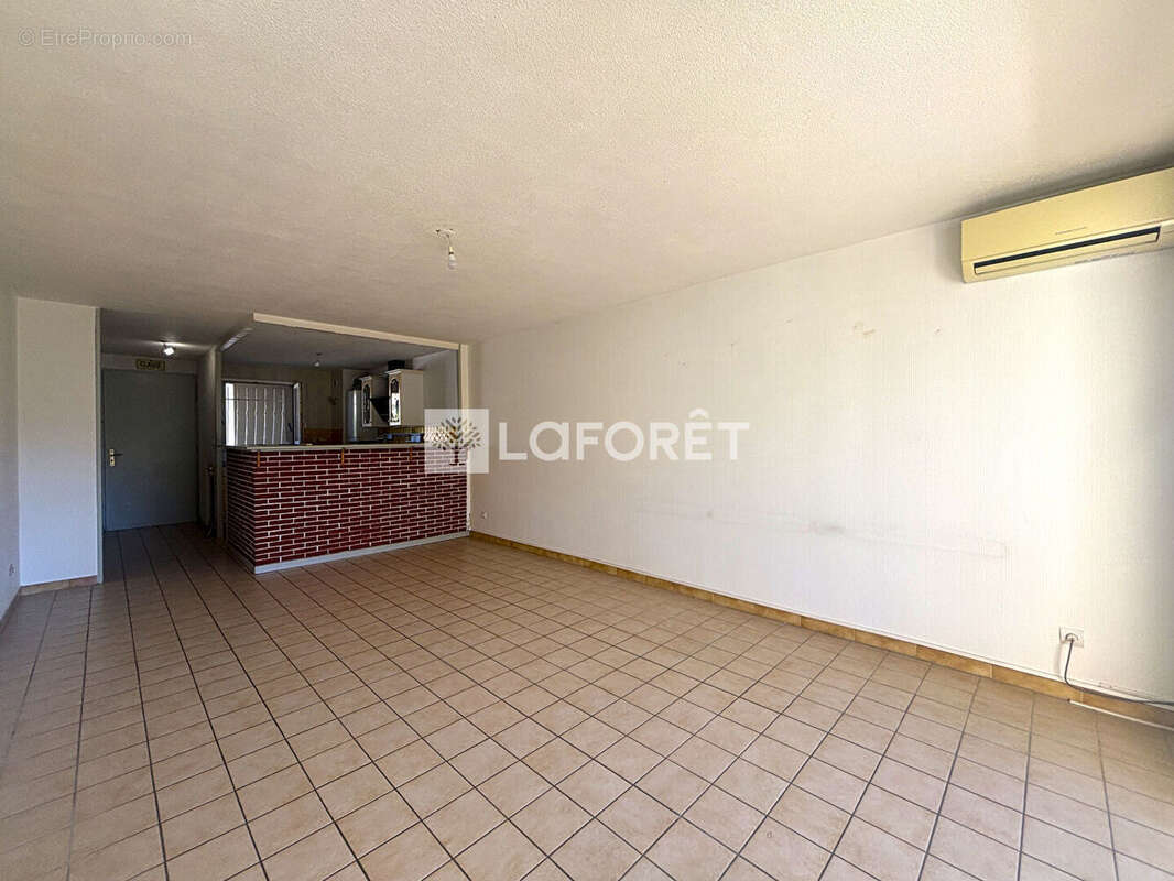 Appartement à LATTES