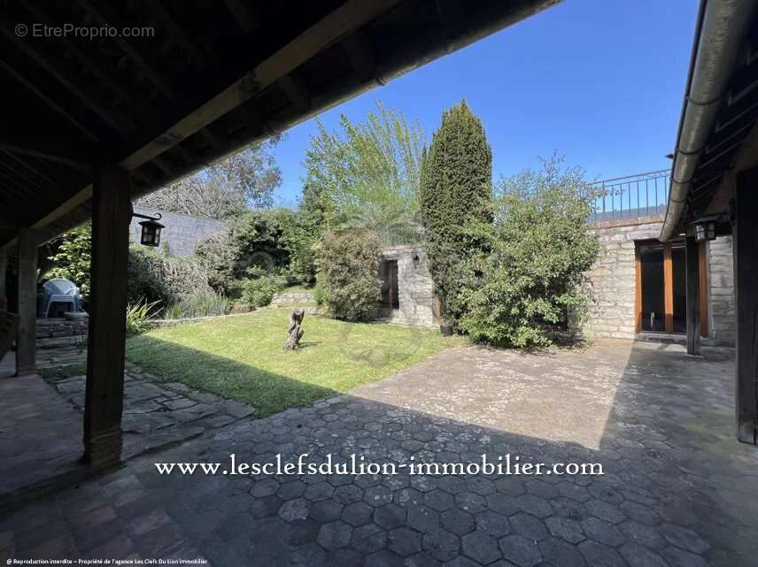 Maison à ECUELLES