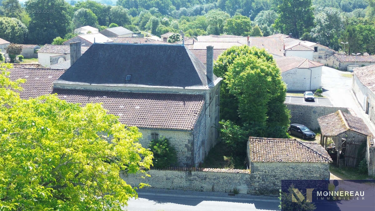 Maison de maitre a rehabiliter - photo 18