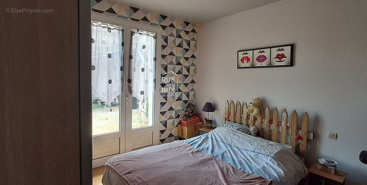 Maison Saint Genest D Ambiere 4 pièce(s) 106.78 m2 - photo 10