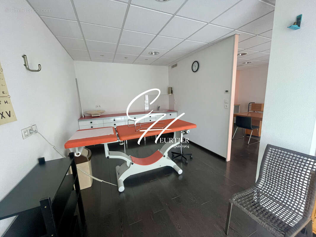 Commerce à ECHIROLLES