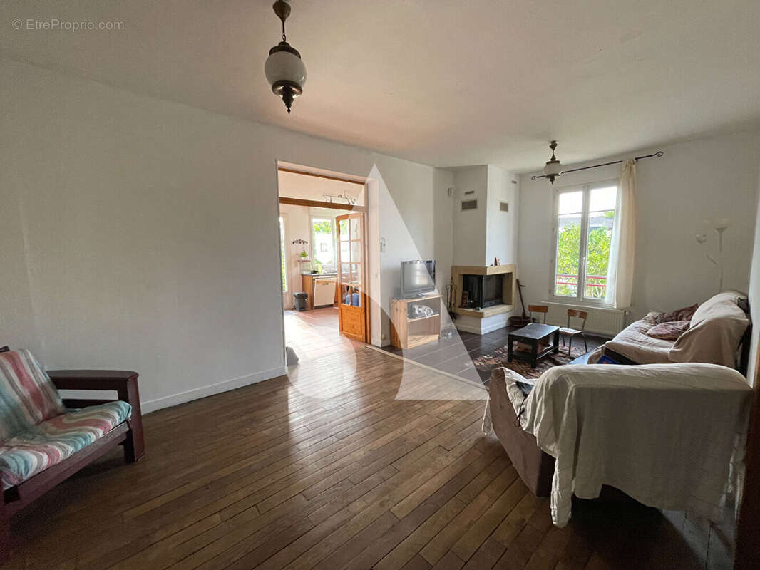 Maison Sucy En Brie 7 pièce(s) 155 m2 - photo 5