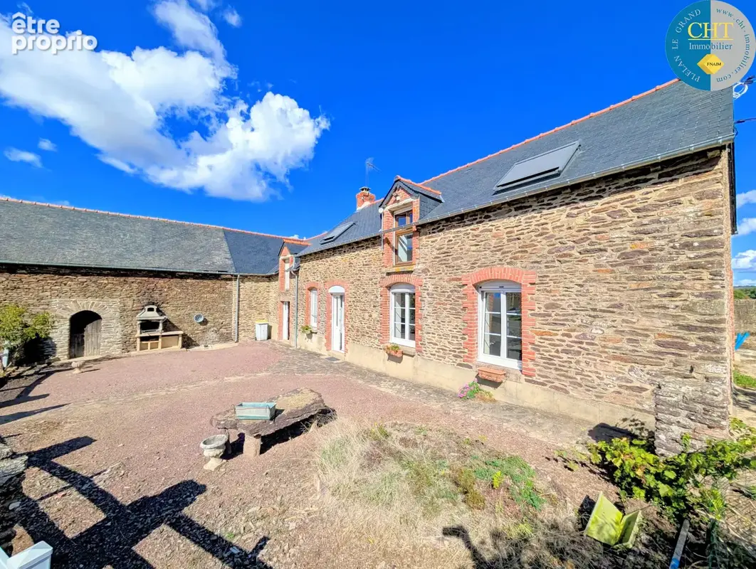 Ancien corps de ferme en pierres renove avec studio et dépendances à concoret (56430) avec cht immobilier - photo 32