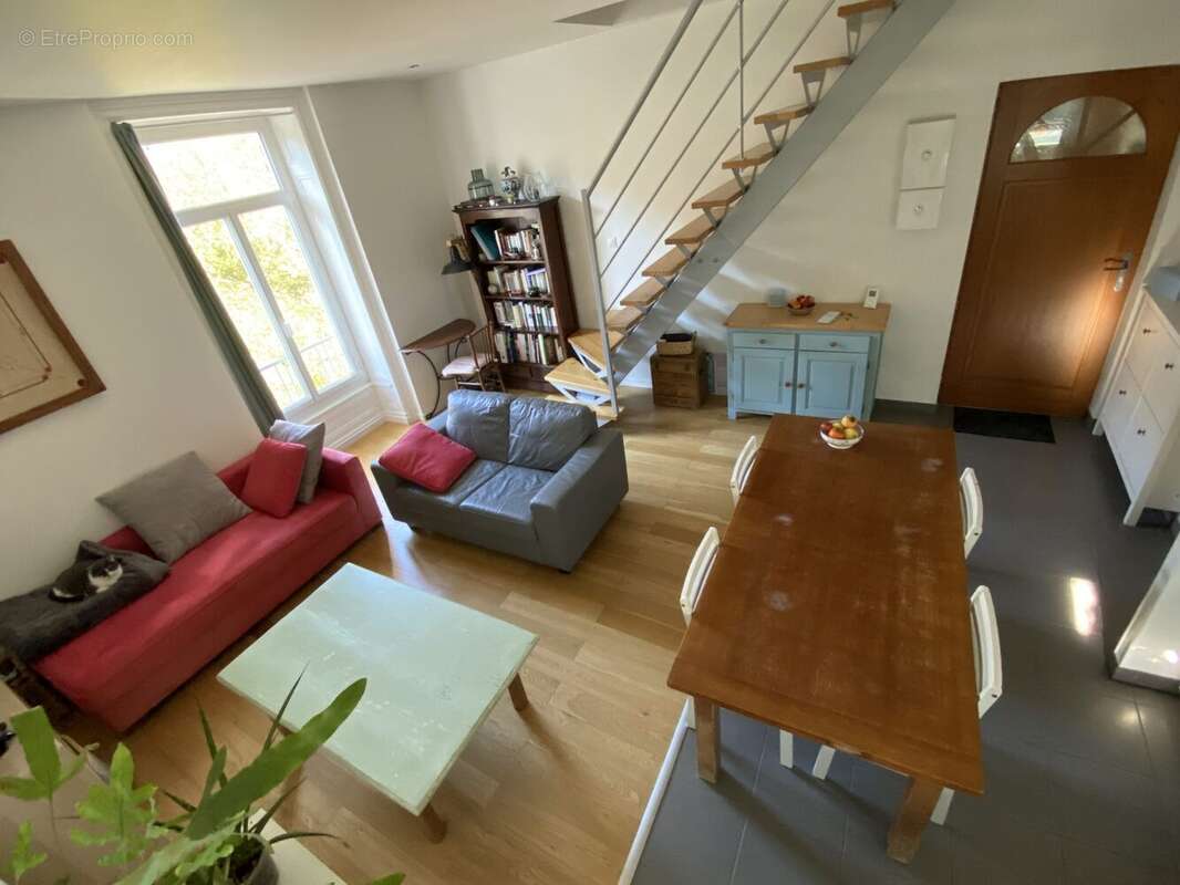 Appartement à GIVORS