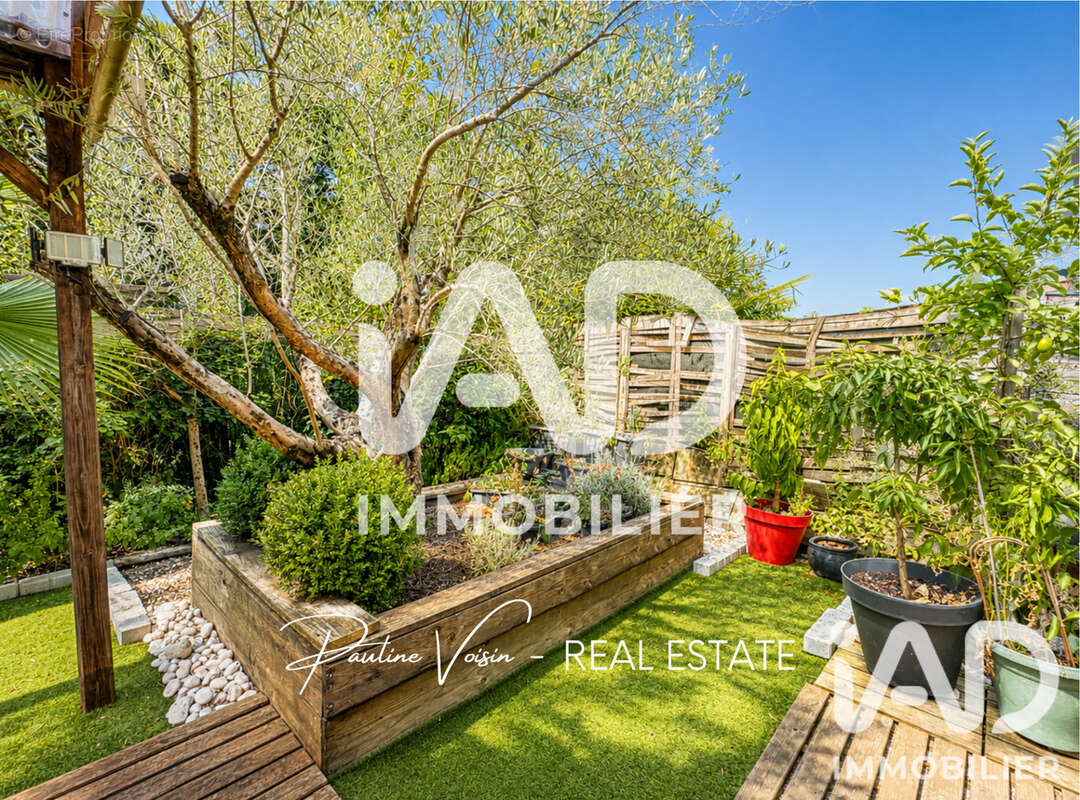 Maison 81 m² à Le Taillan-Medoc  - photo 8