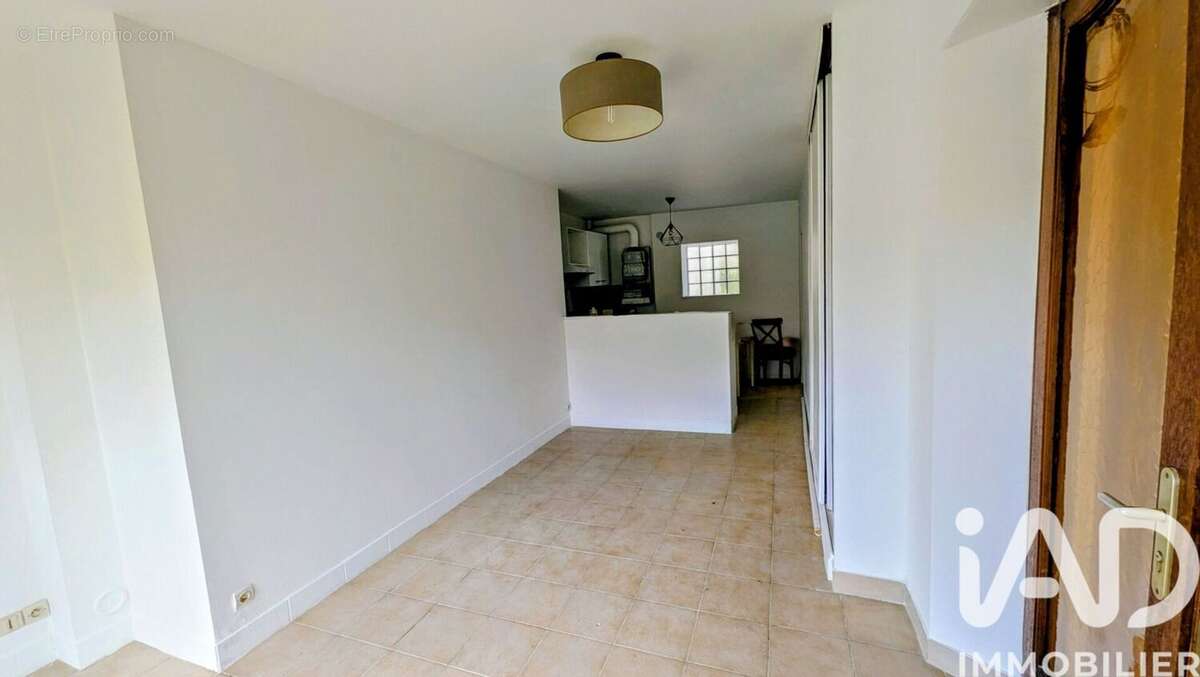 Photo 2 - Appartement à CHARS
