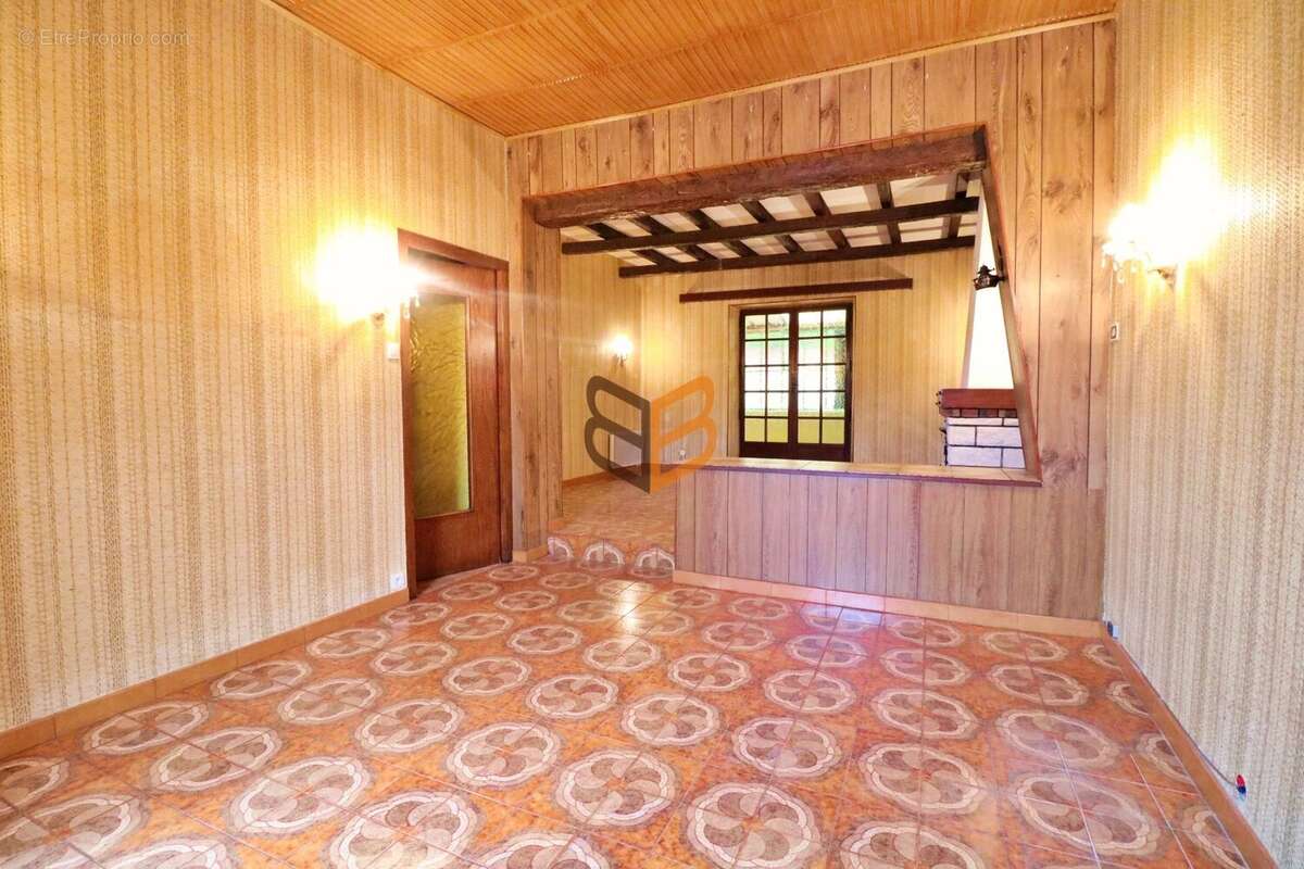 Maison à HUSSIGNY-GODBRANGE