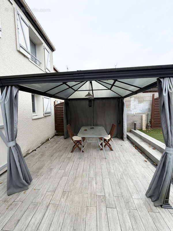 Maison à SAVIGNY-SUR-ORGE