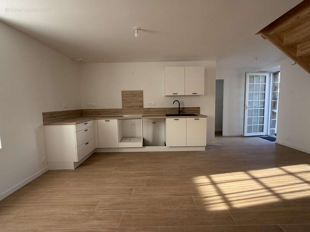 Maison à PLEYBER-CHRIST