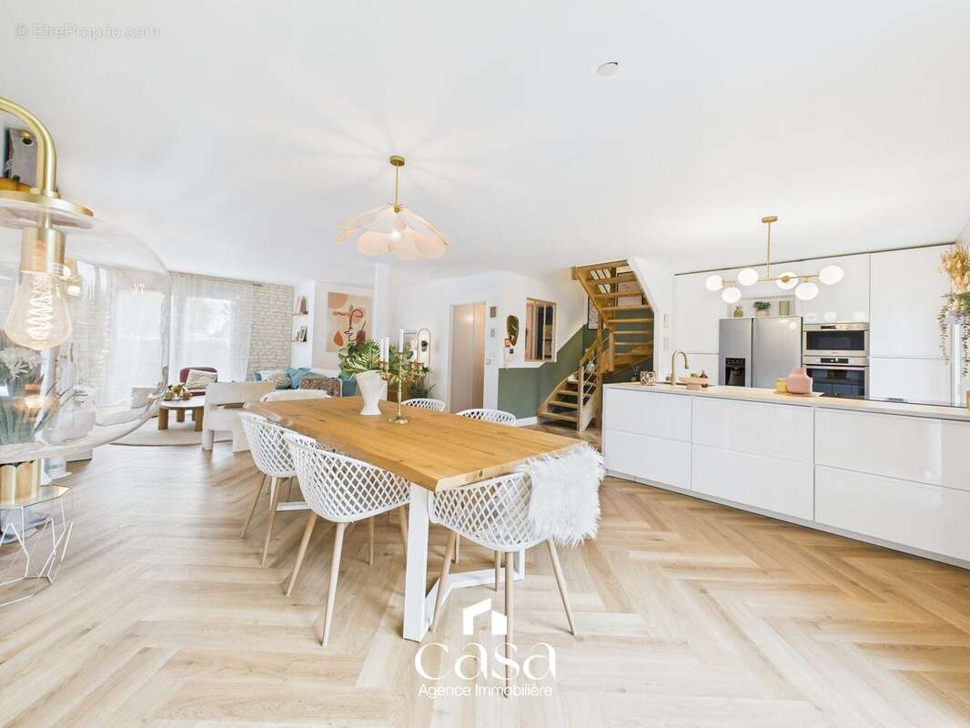 Maison à SAINT-CONTEST