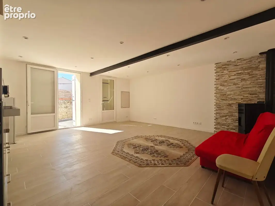 Maison Tonnay-charente 4 pièce(s) 85 m2 - photo 2