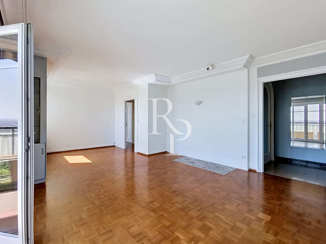 Appartement à LA MULATIERE