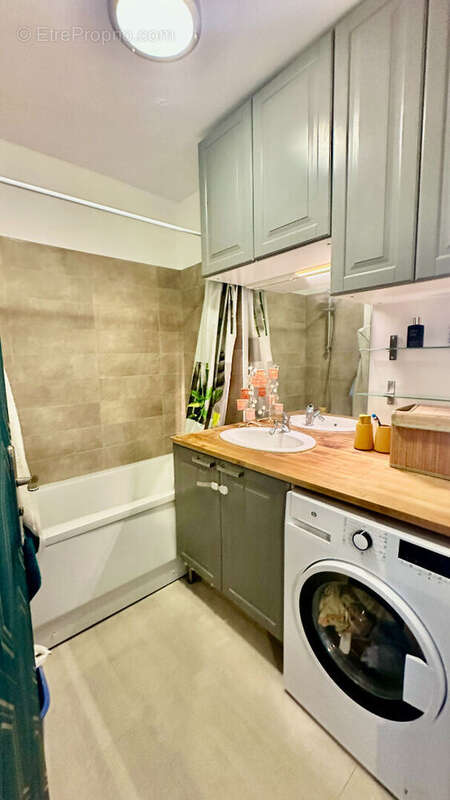 Appartement à VALBONNE