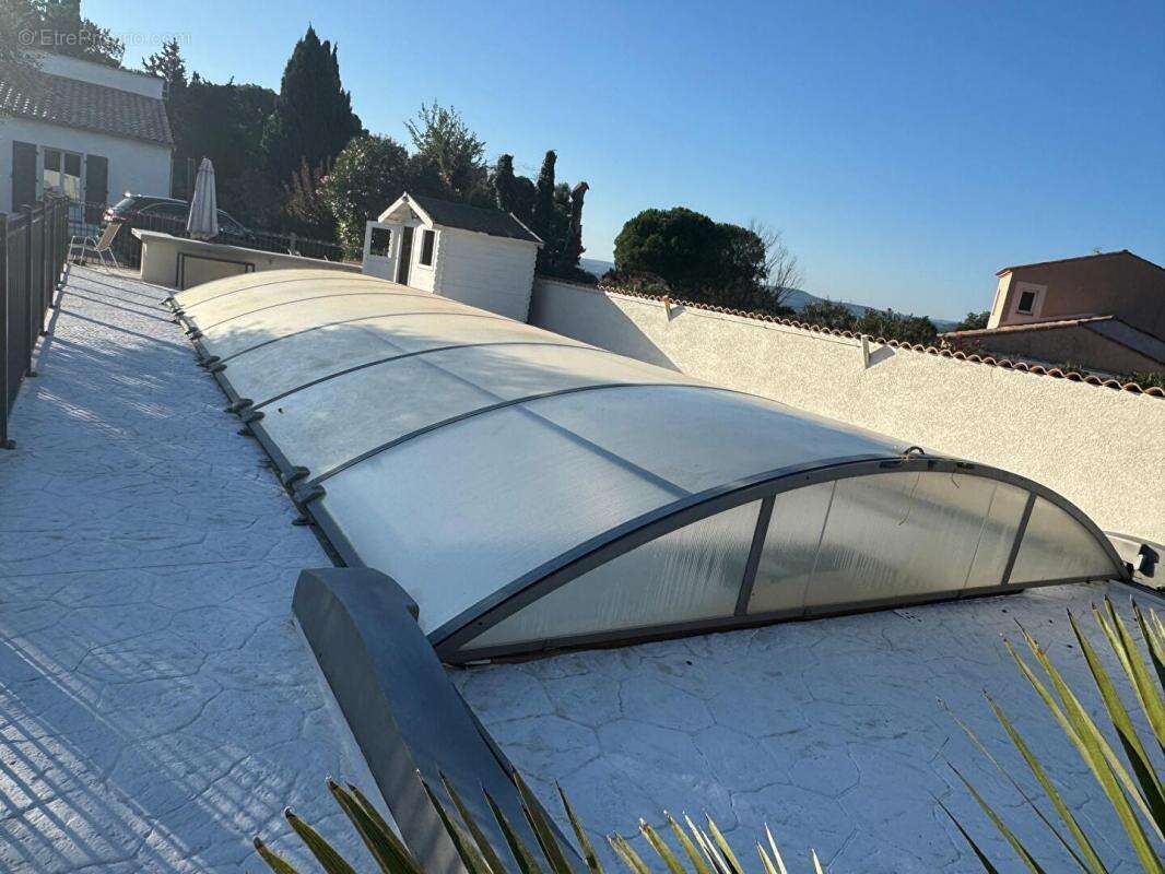 Maison à SAINT-VICTOR-LA-COSTE