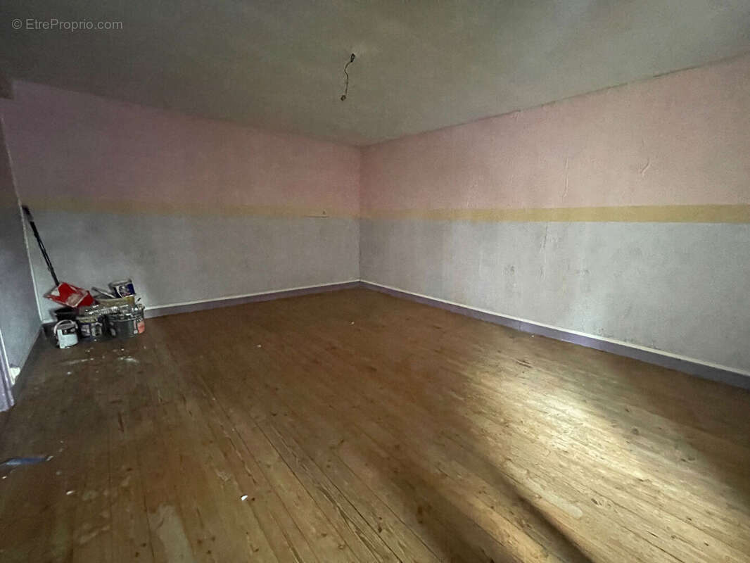 Appartement à MARLE