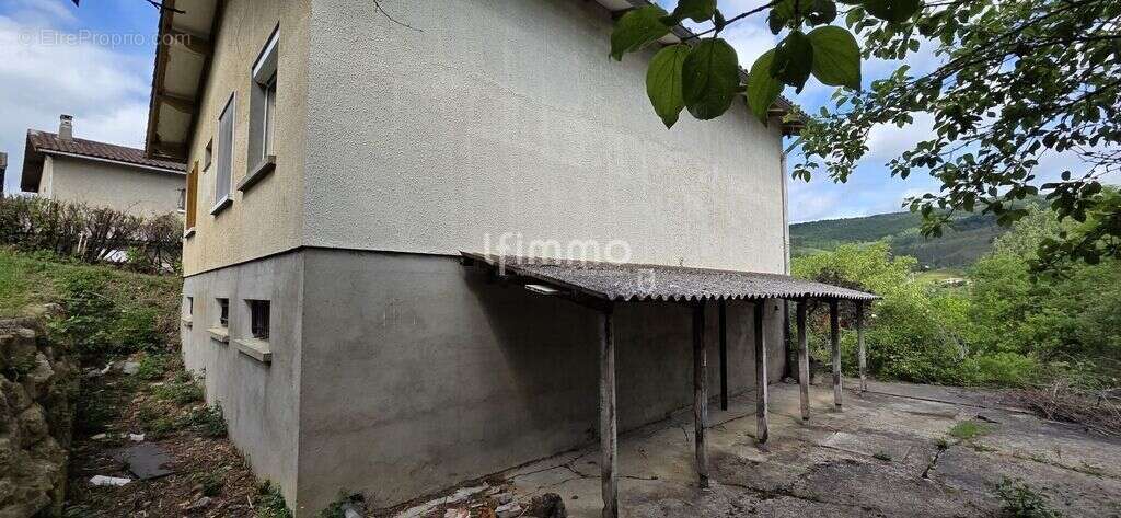 Maison à CAMPAGNE-SUR-AUDE