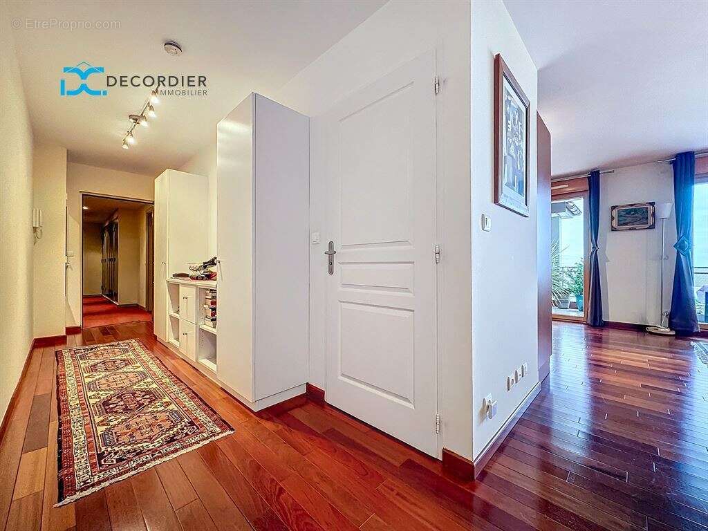 Appartement à EVIAN-LES-BAINS