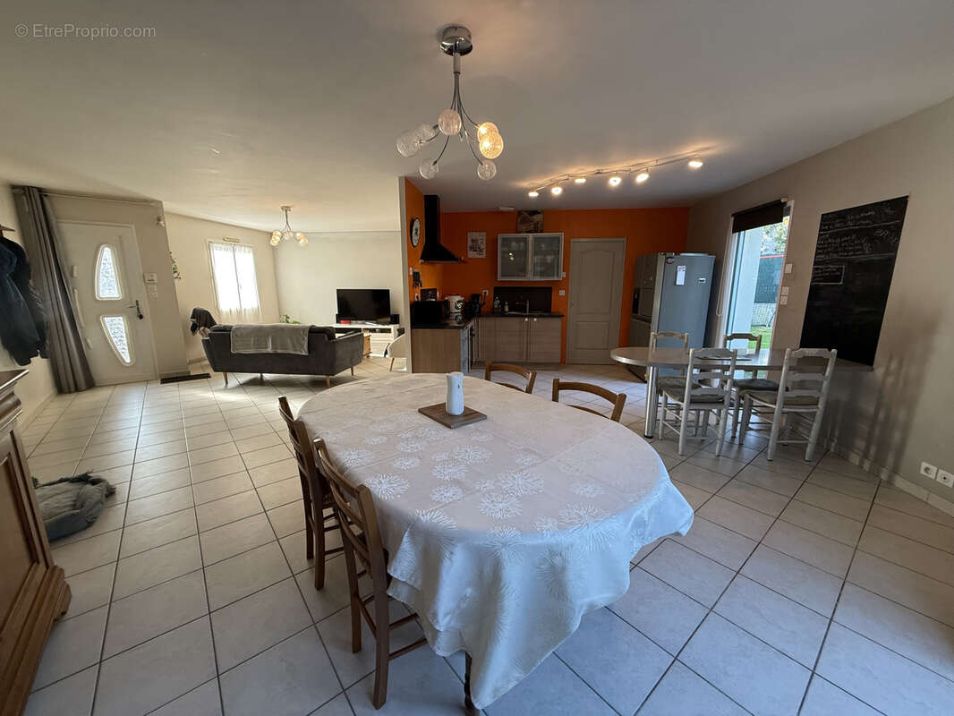 Maison à DOMPIERRE-SUR-YON