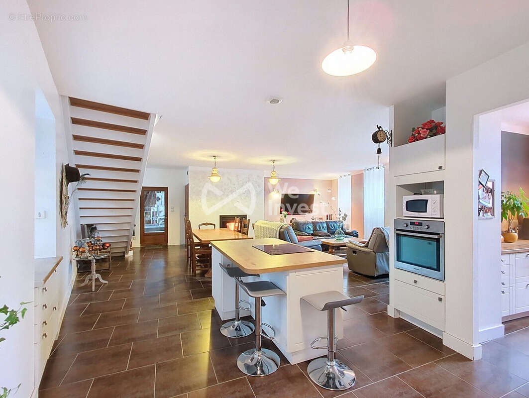 Maison à SEVERAC-LE-CHATEAU