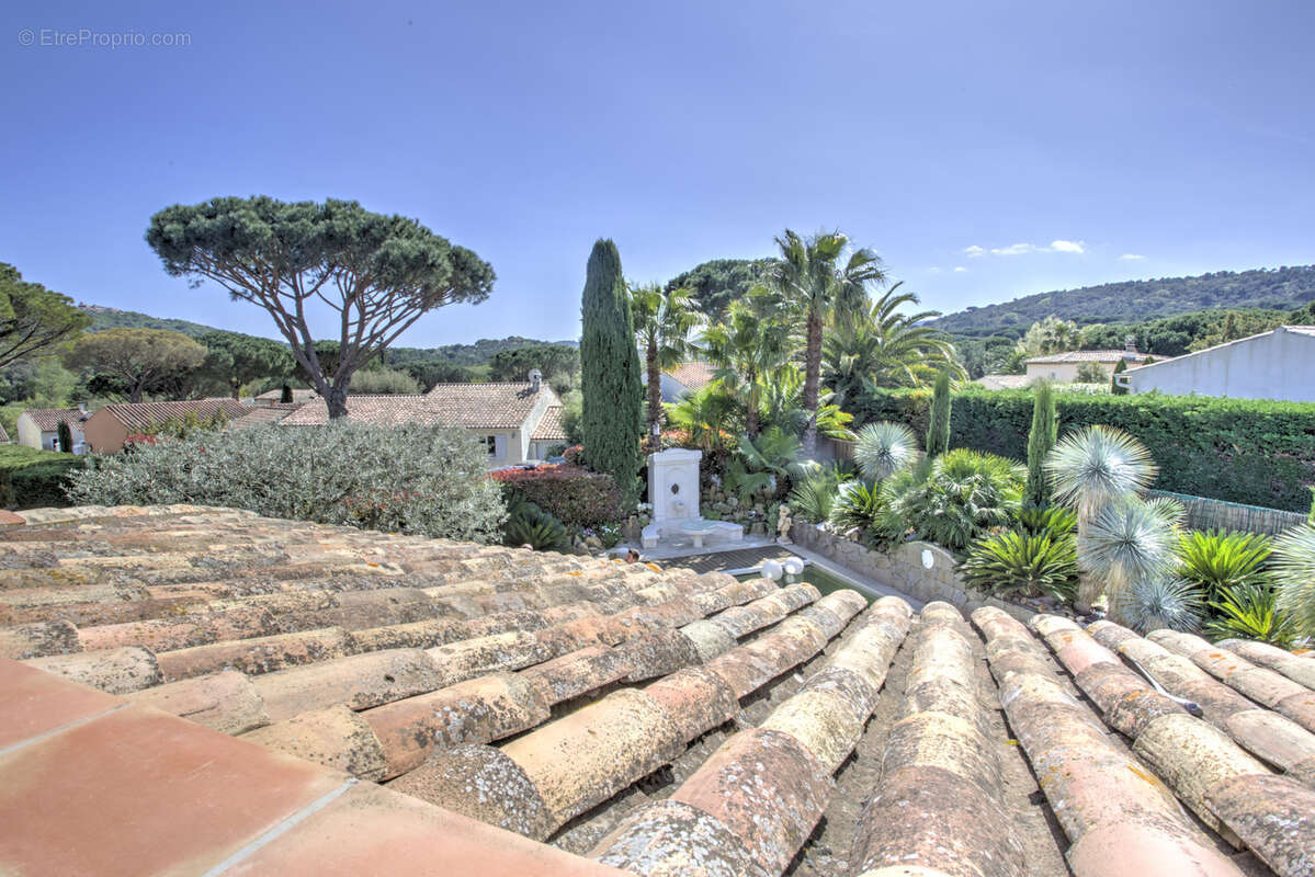  superbe villa proche de st-tropez  1 272 000 € - photo 22