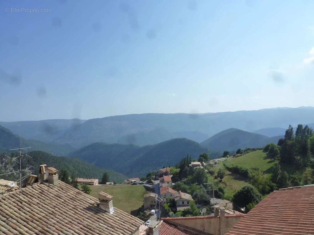 Appartement à TOUDON