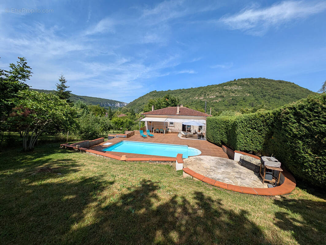 Maison à SAINT-ANTONIN-NOBLE-VAL
