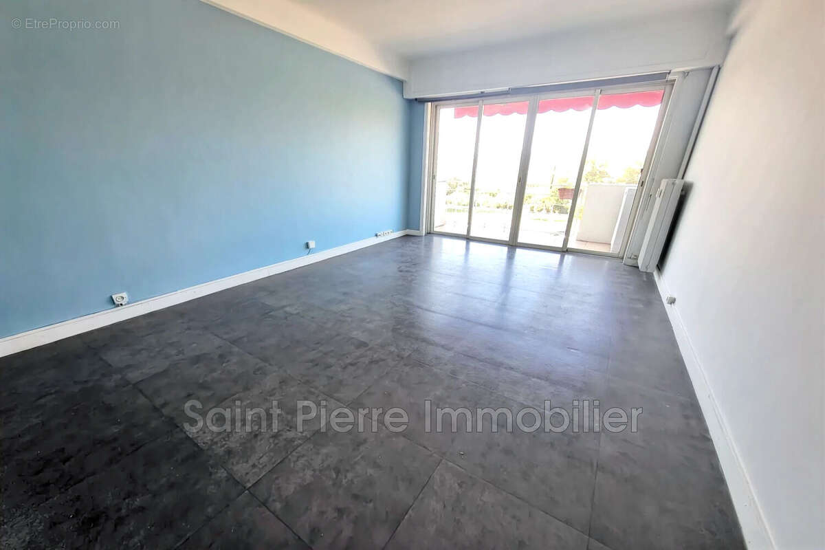 Appartement à CAGNES-SUR-MER