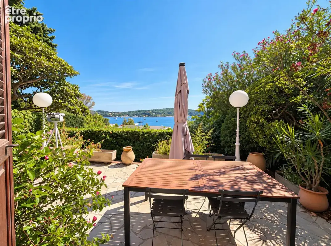 Villefranche sur Mer - Maison avec possibilité d’agrandissement et piscinable - photo 13