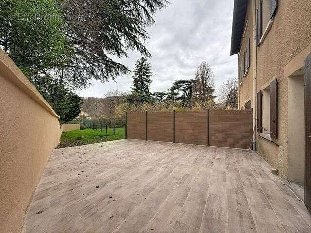 Appartement à FONTAINES-SUR-SAONE