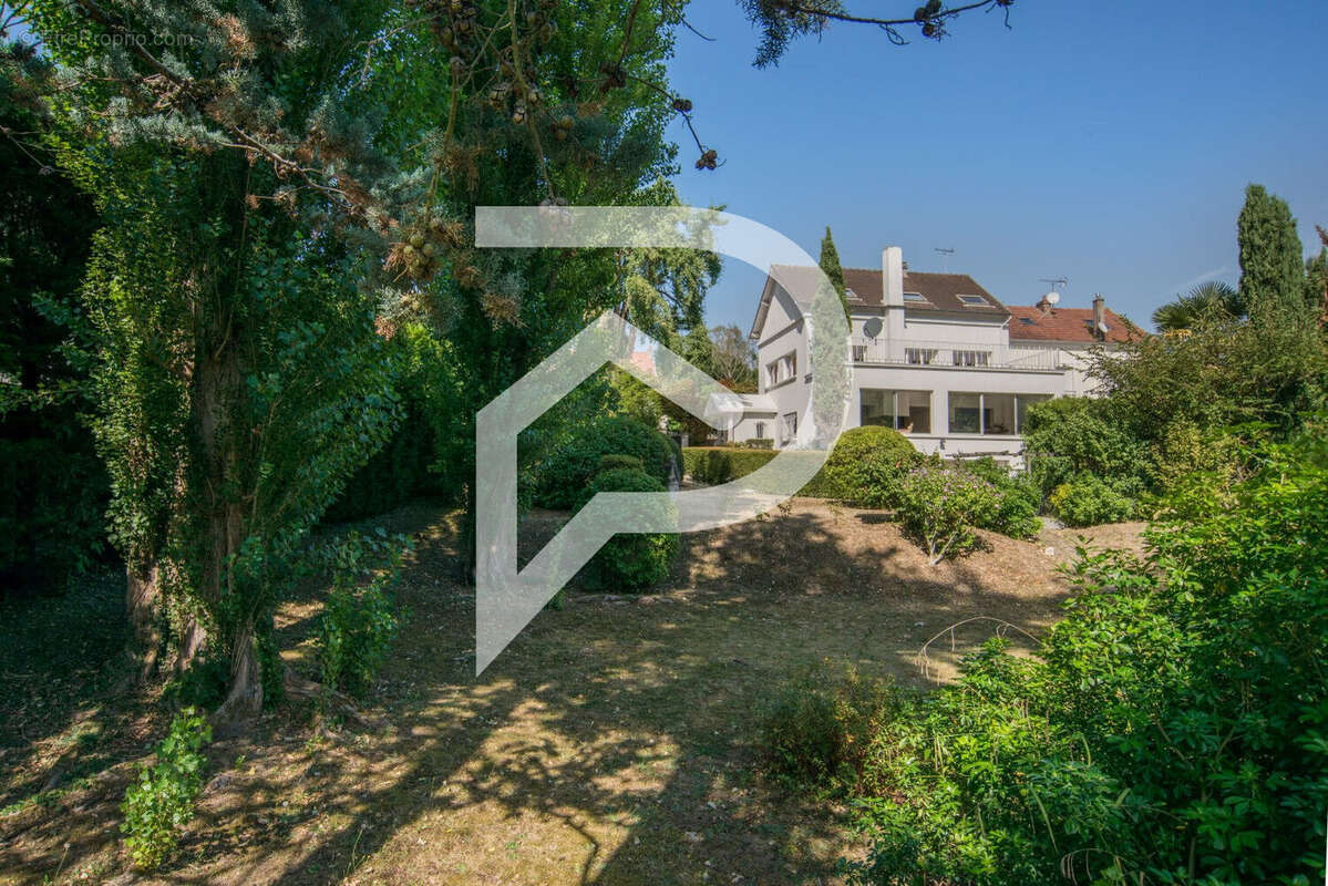 Maison à MONTLIGNON