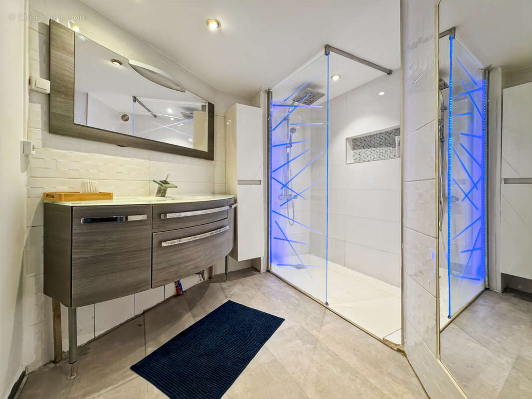 Appartement Le Grau Du Roi 5 pièce(s) 70 m2 - photo 8