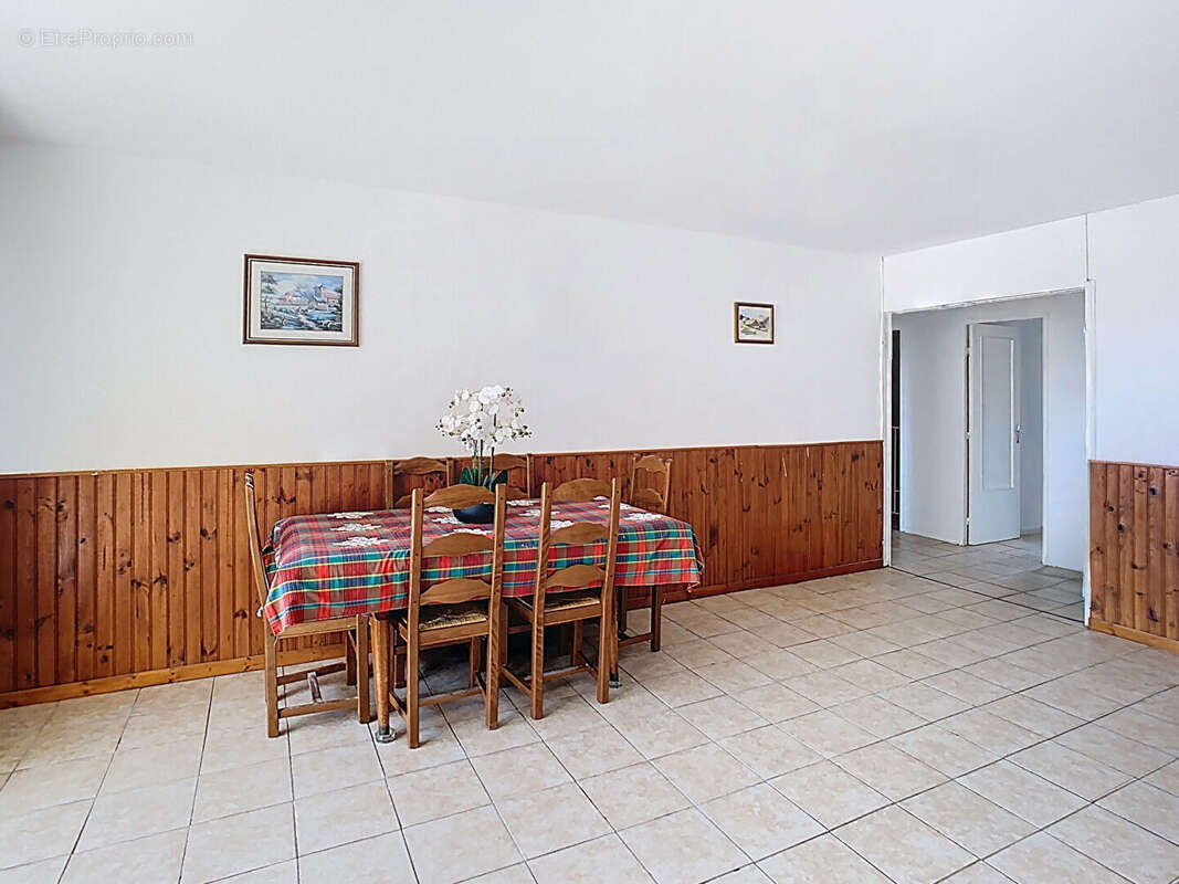 Appartement à VITROLLES