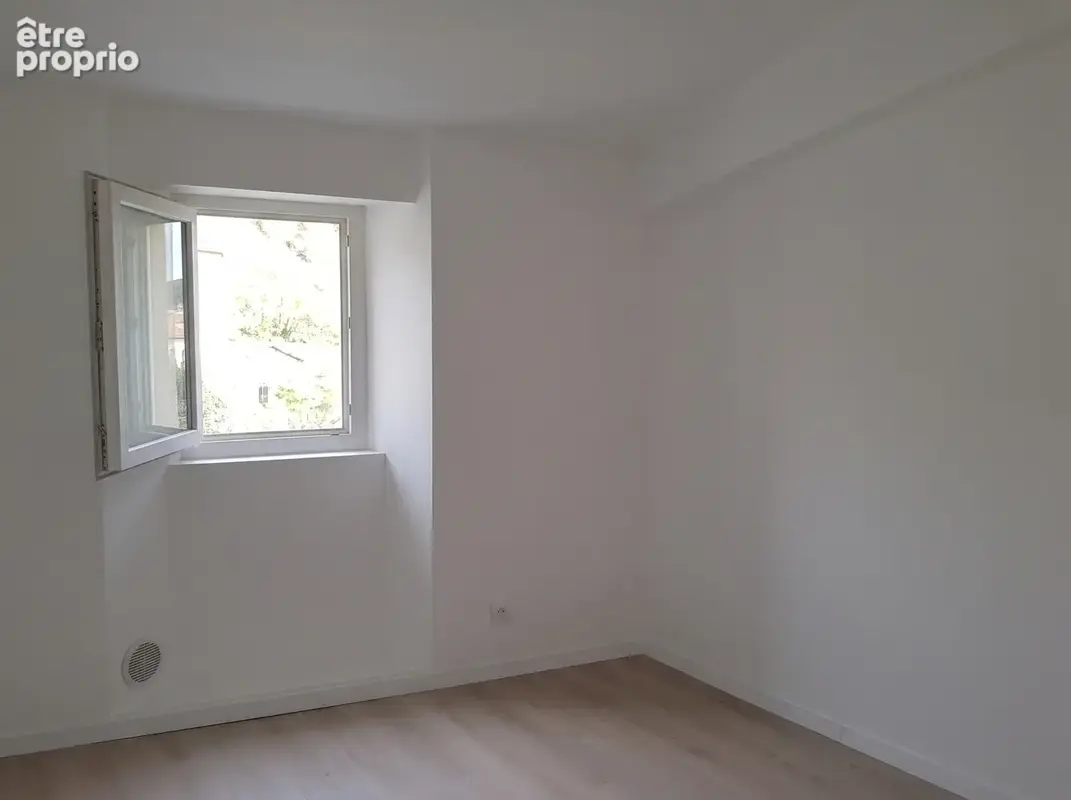 3 Pièces Au Coeur du Village - photo 12