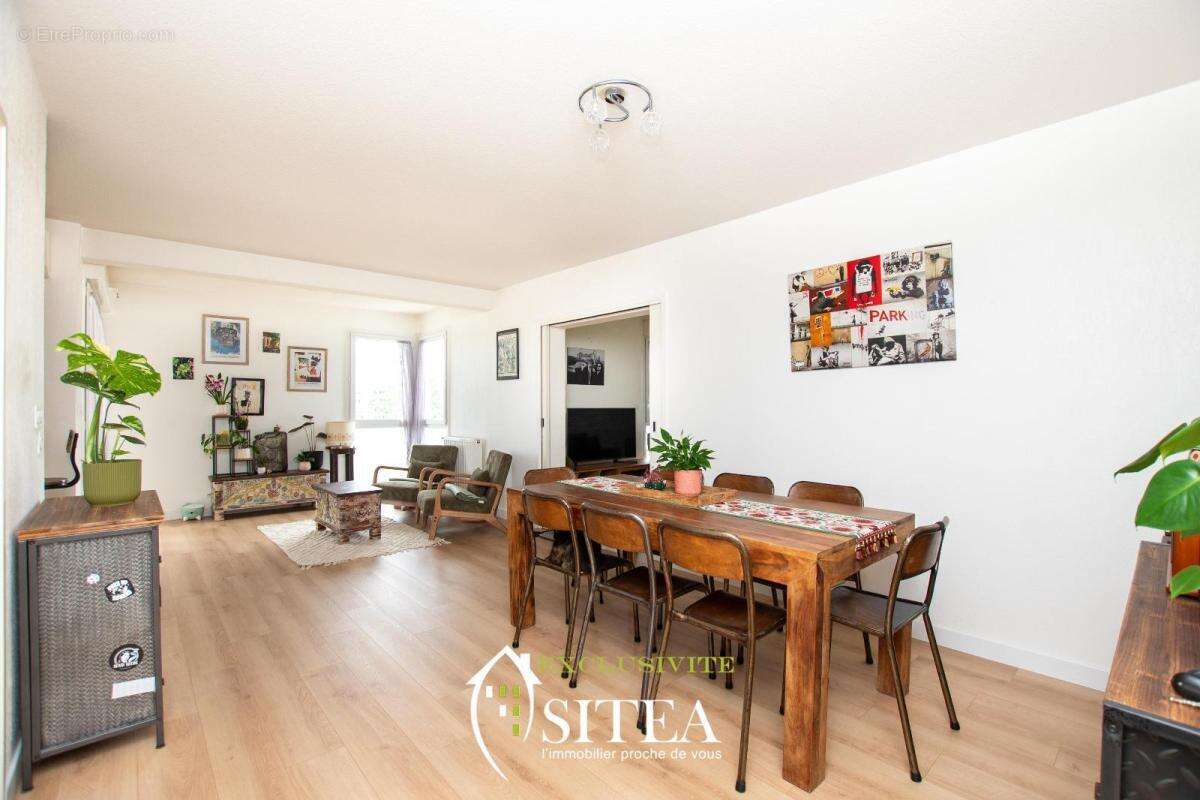 Appartement à COLOMIERS
