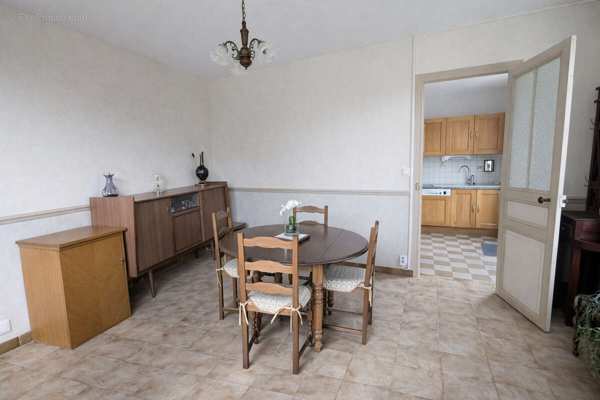 Maison à CHATEAUMEILLANT