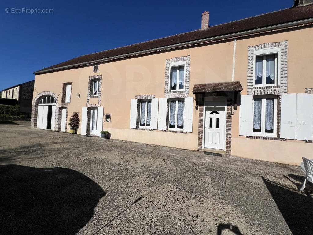 Maison à MERRY-LA-VALLEE