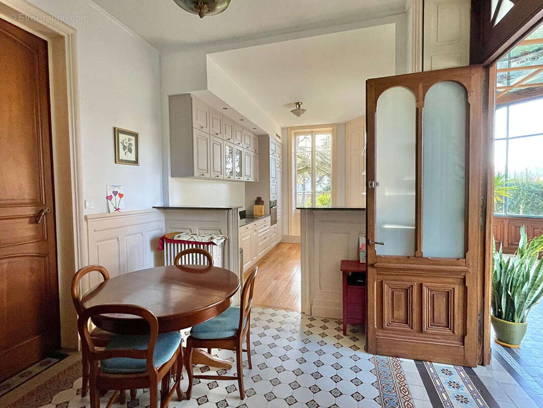 Appartement à LA TOUR-DU-PIN