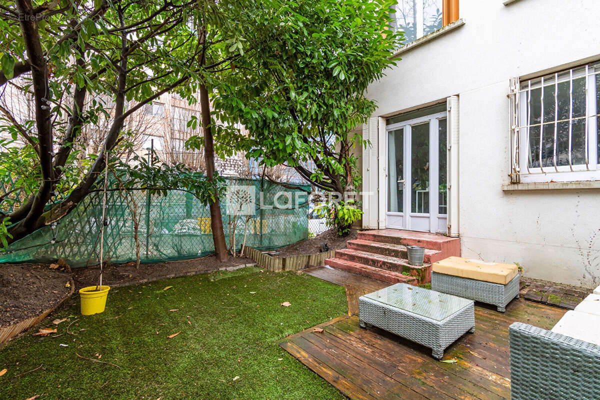 Appartement à SURESNES