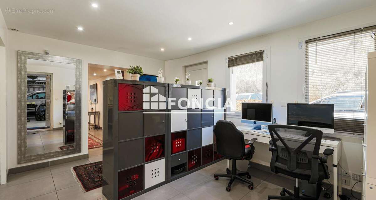 Maison à BRIE-ET-ANGONNES