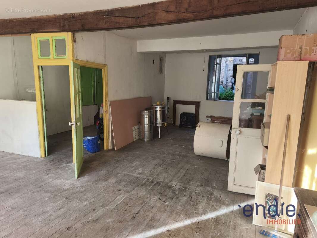 Maison à THENEUILLE