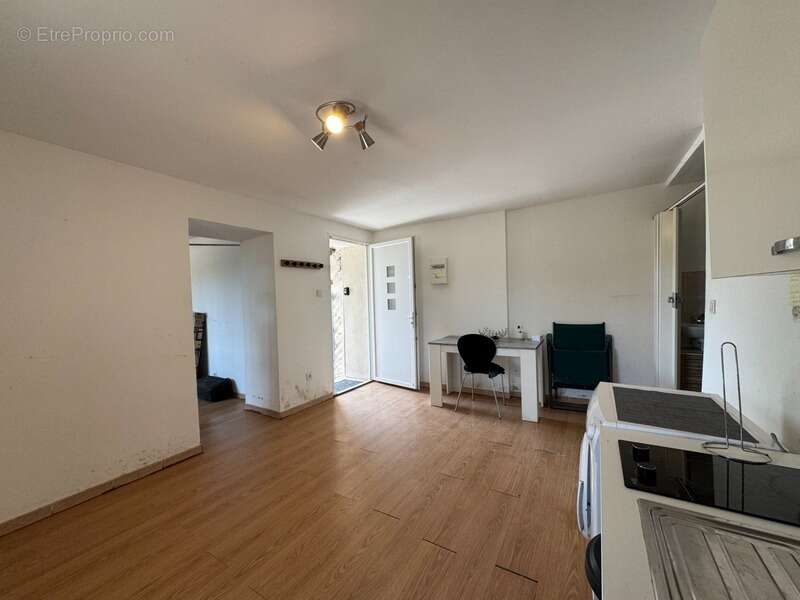 Maison à vendre 6 pièces SAINT JULIEN DE CASSAGNAS (30) - photo 11